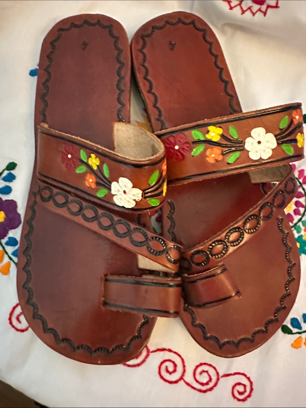 SIZE 7US Hand-Painted Brown Leather Sandals with Floral Detail